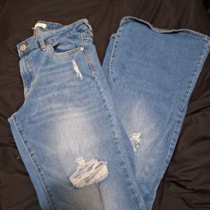 Almost Famous women's jeans